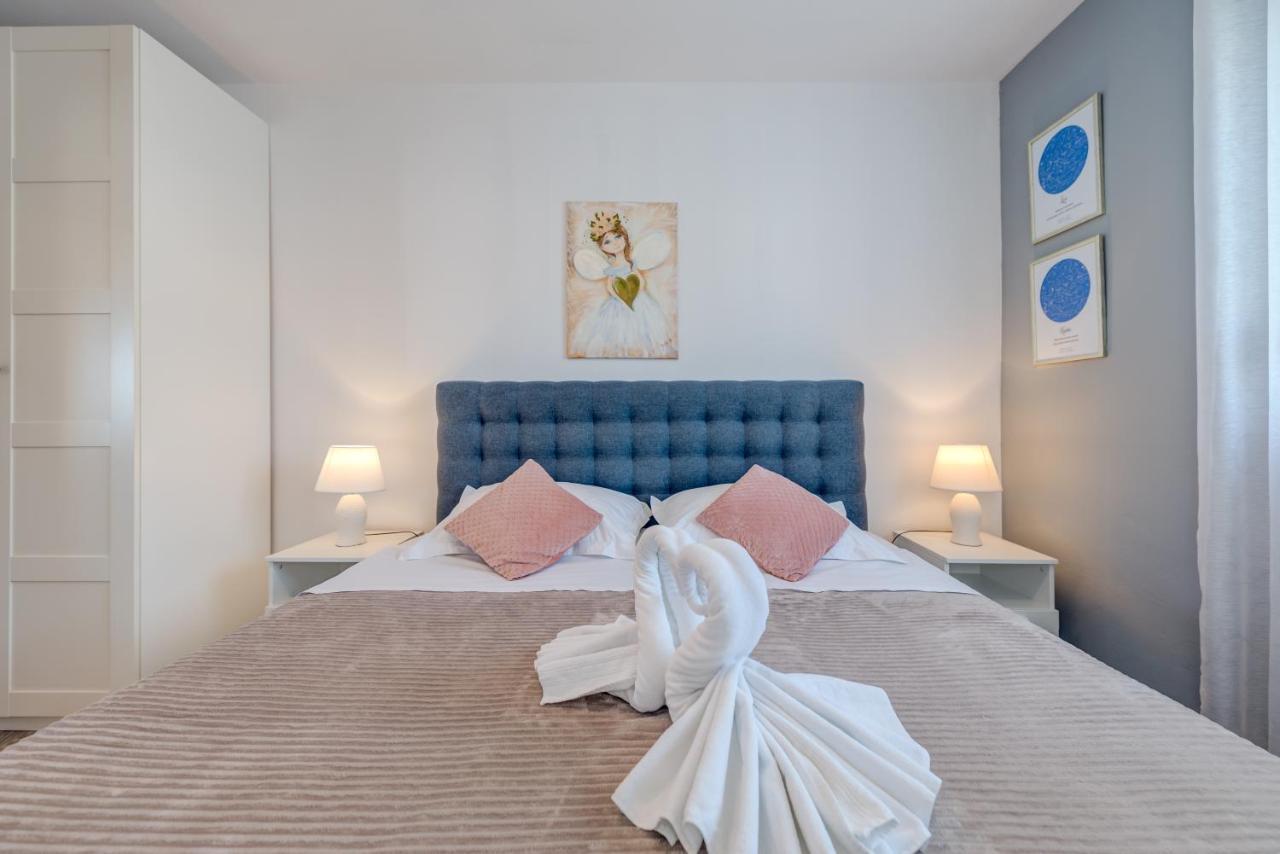 Summer Orchid - Spacious Duplex By The Beach & Ps5 สโตเบรช ภายนอก รูปภาพ