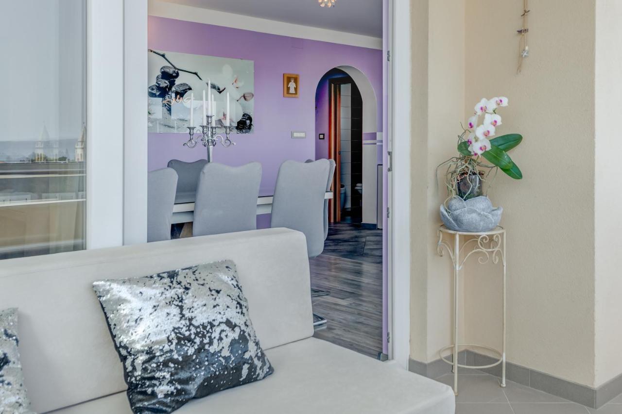 Summer Orchid - Spacious Duplex By The Beach & Ps5 สโตเบรช ภายนอก รูปภาพ